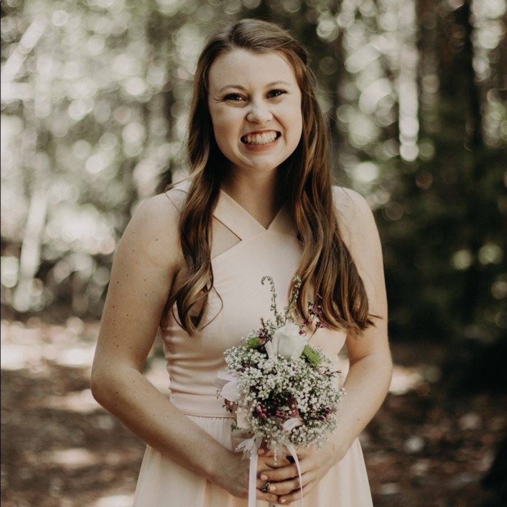 Meet your Posher, Lauren